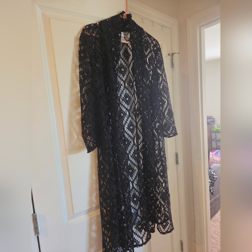 Kate & Mallory Black Lace Duster